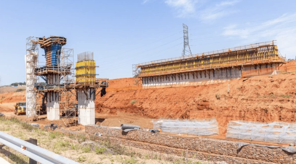 Road and bridge infrastructure in Africa